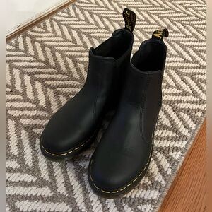 Dr Martens 2976 Boots in sz38EU